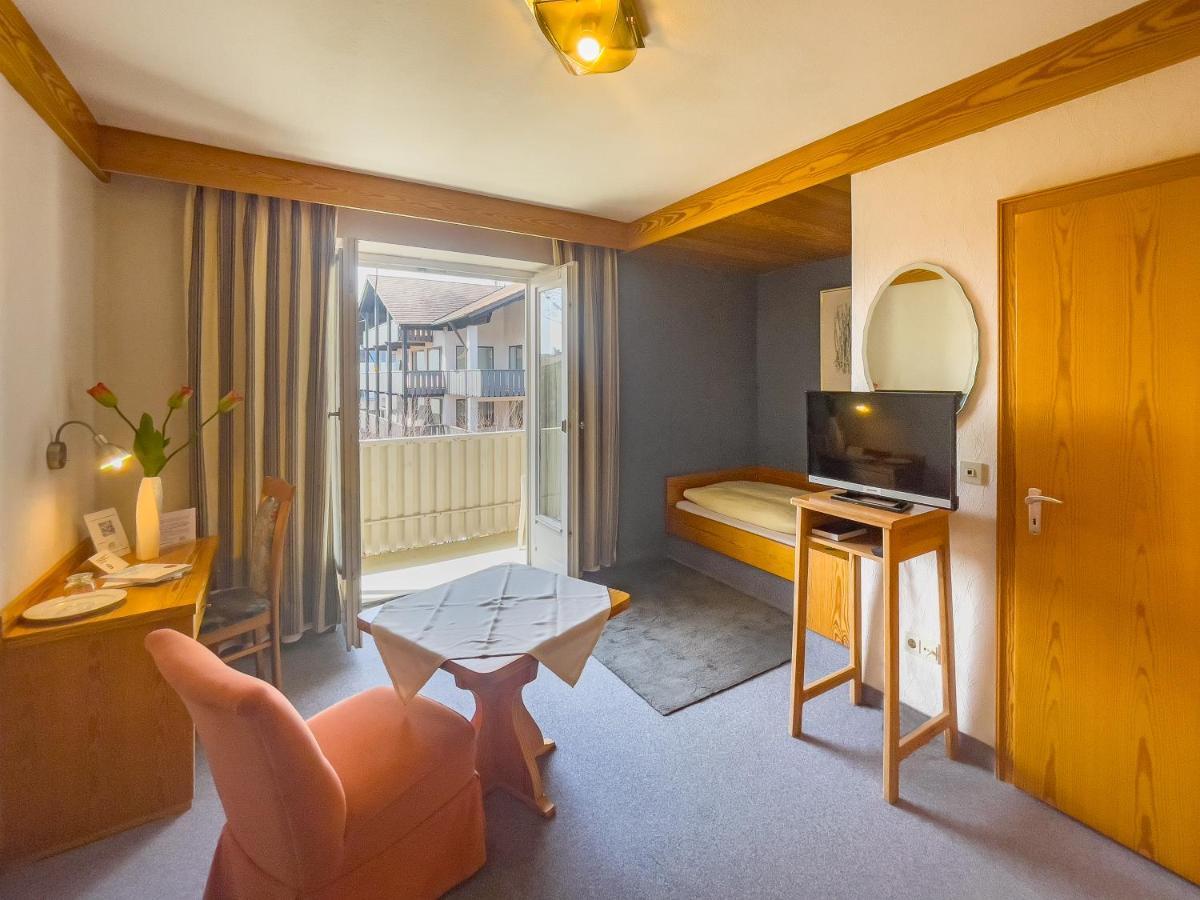 Kneipp-Kurhotel Emilie Бад-Верисхофен Экстерьер фото